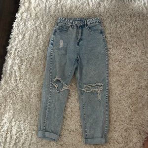 Boyfriend Ripped Jeans